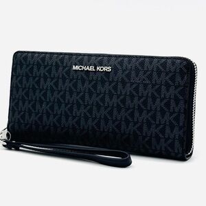 Michael Kors Large Jet Set Travel Continental Wallet Black Signature
